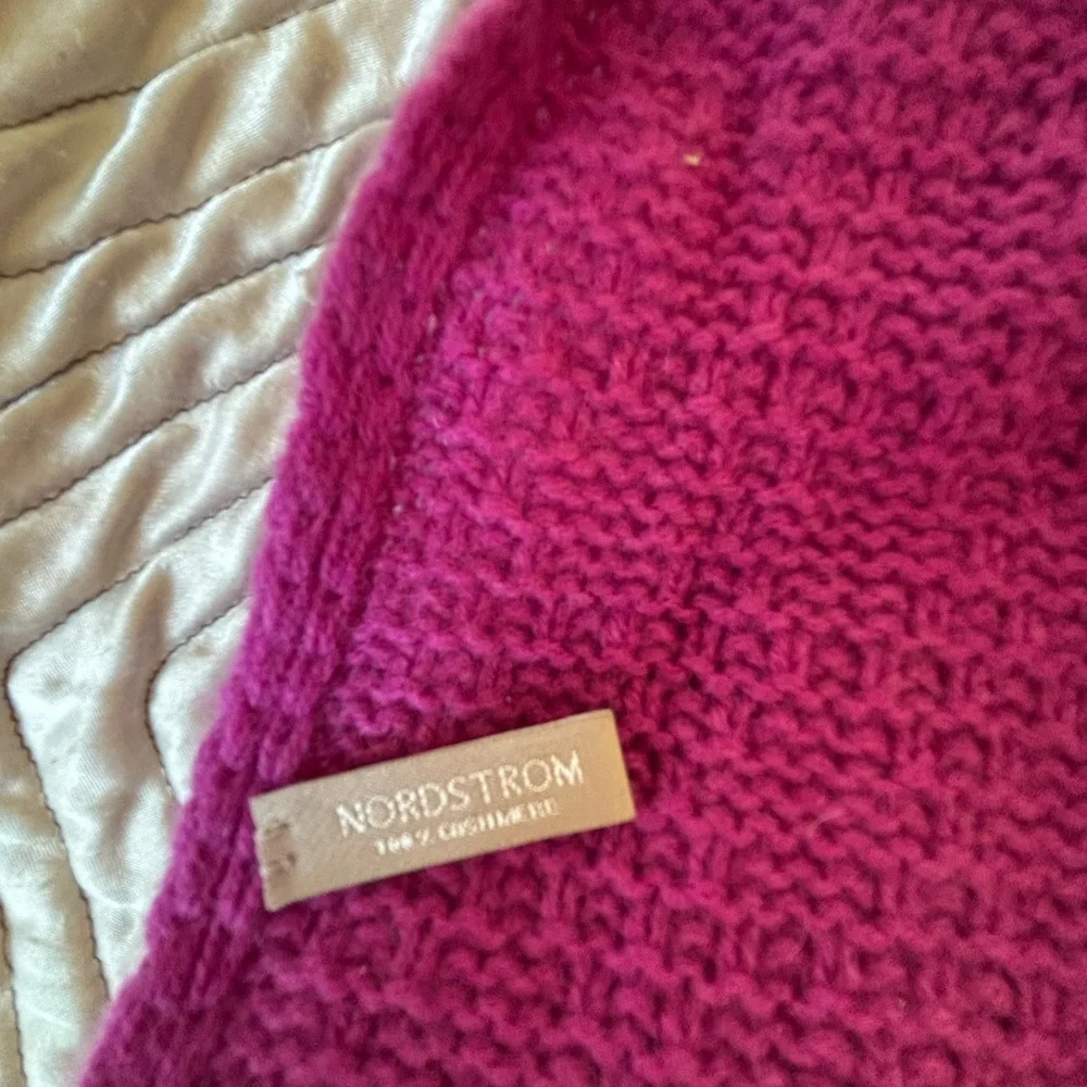 100% Cashmere Nordstrom Infinity Scarf Raspberry Pink Loop Luxury Knit